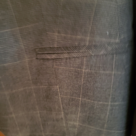 Women's blazer and vest. - Picture 3 of 5